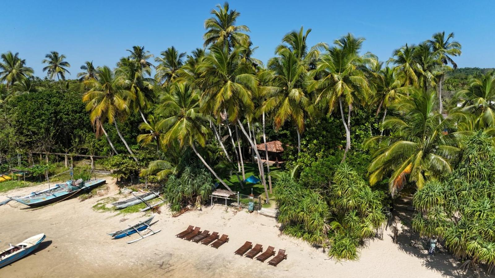 Esperanza Beach Mawella Tangalle Buitenkant foto